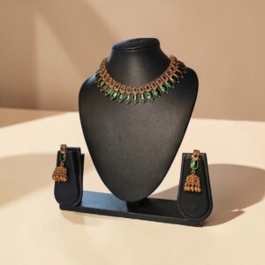 Elegant Naagapadam Jewellery Set