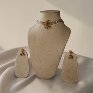 Antique pearl choker